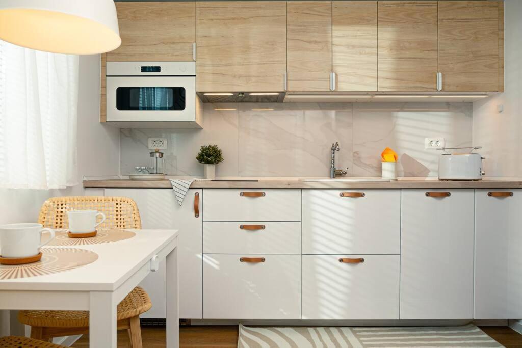 New Cute Studioapartment In Ljubljana + Free Bikes Екстер'єр фото