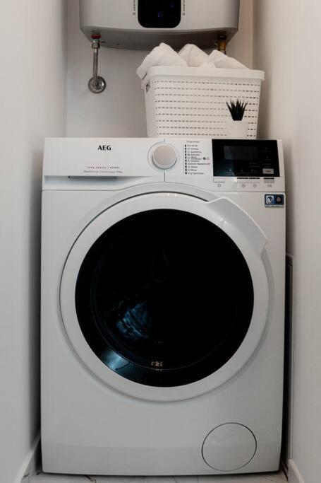 New Cute Studioapartment In Ljubljana + Free Bikes Екстер'єр фото